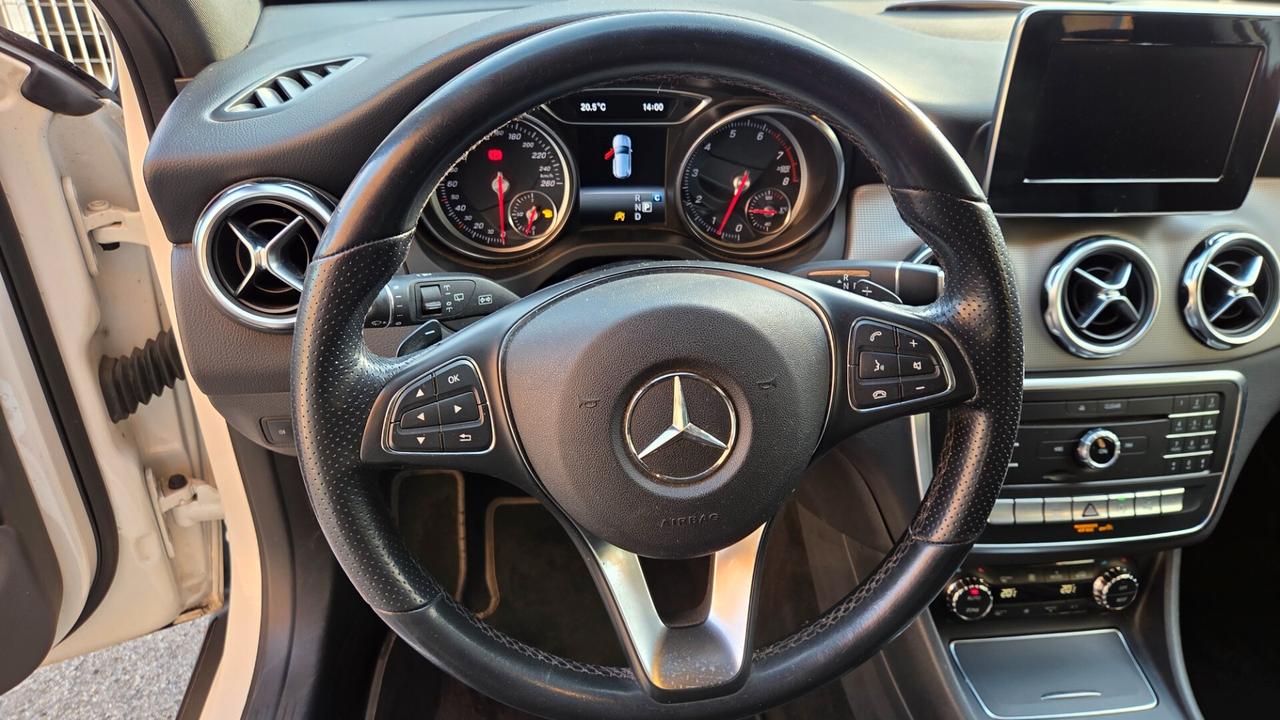 Mercedes-benz GLA 180 Premium unico proprietario