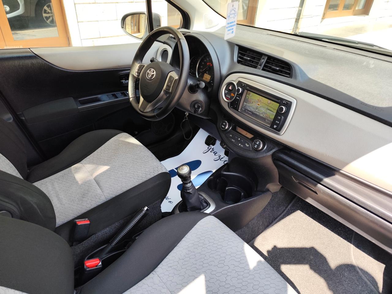Toyota Yaris 1.4 D-4D 90CV DIESEL NAVI