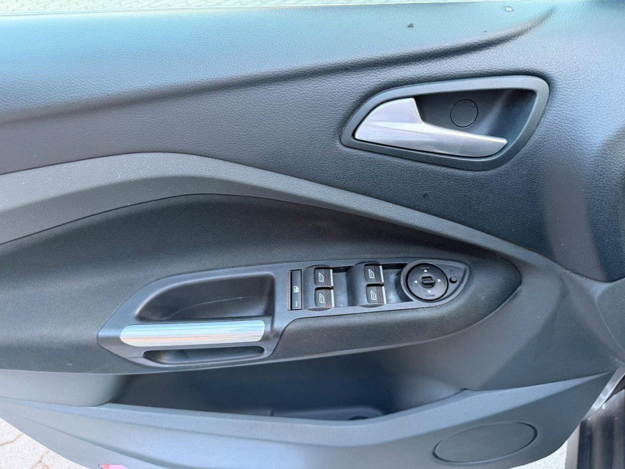 Ford C-Max 1.6 tdci Titanium 95cv keyless+cerchi in lega+vivavoce