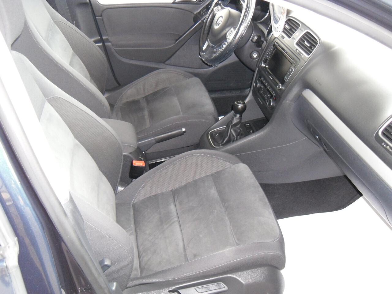 Volkswagen Golf 1.6 tdi 105 cv Highline
