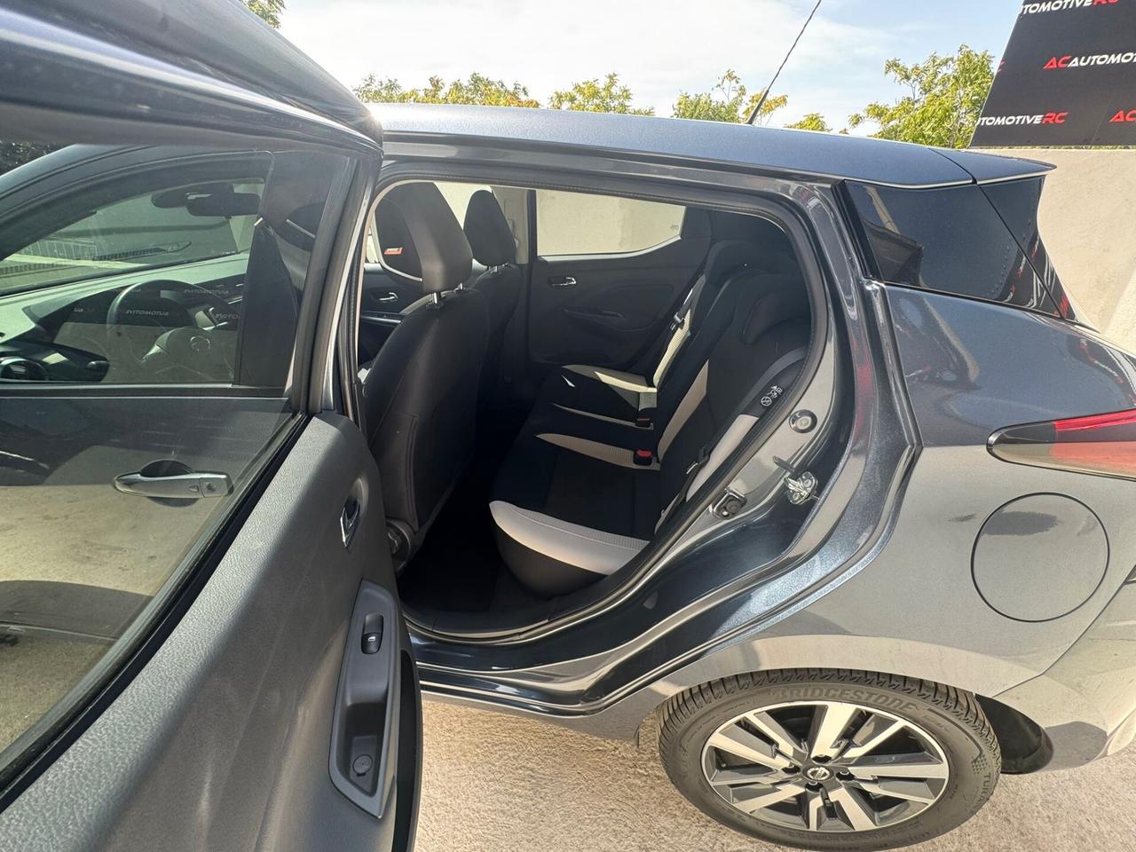 Nissan Micra IG-T 100 5 porte Tekna