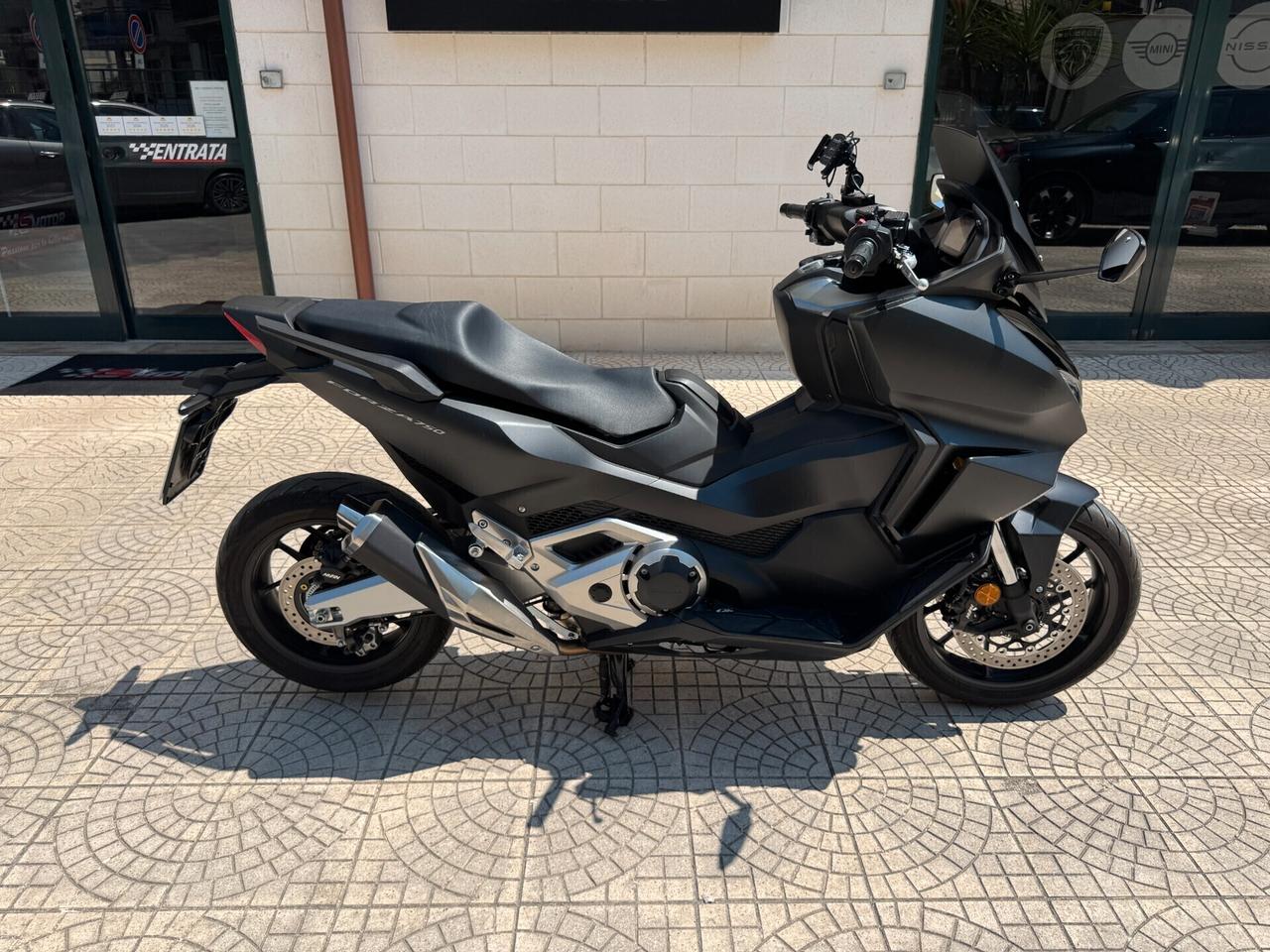 HONDA FORZA 750