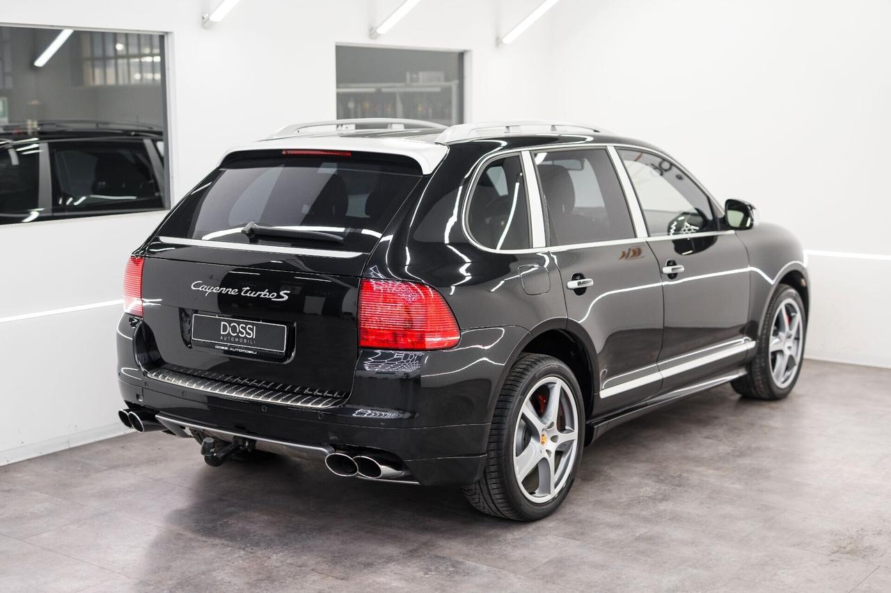 Porsche Cayenne 4.5 cat Turbo ASI