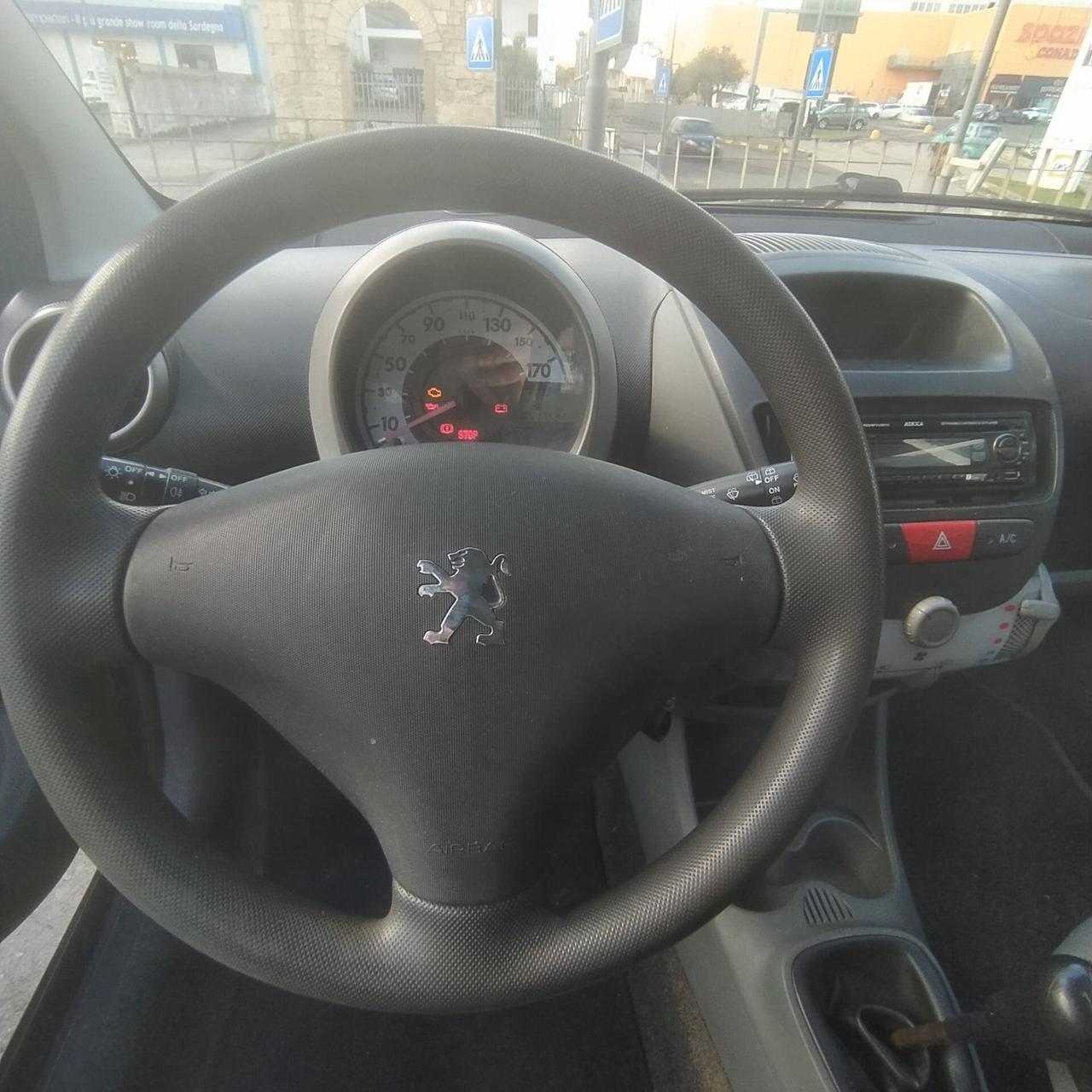 Peugeot 107 1.0 68CV 3p. Sweet Years