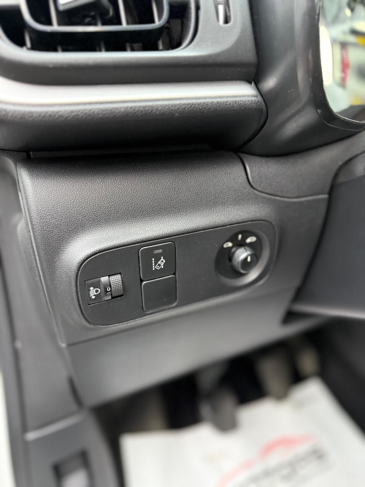 Citroen C3 BlueHDi 100 S&S Feel - 2021