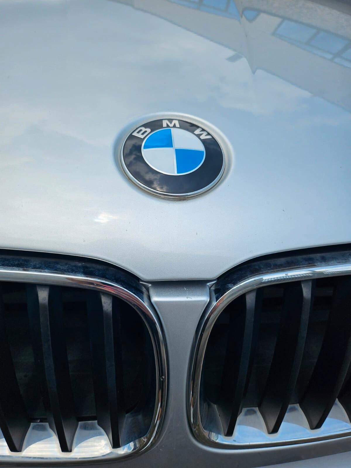 Bmw X3 2.0d cat Futura