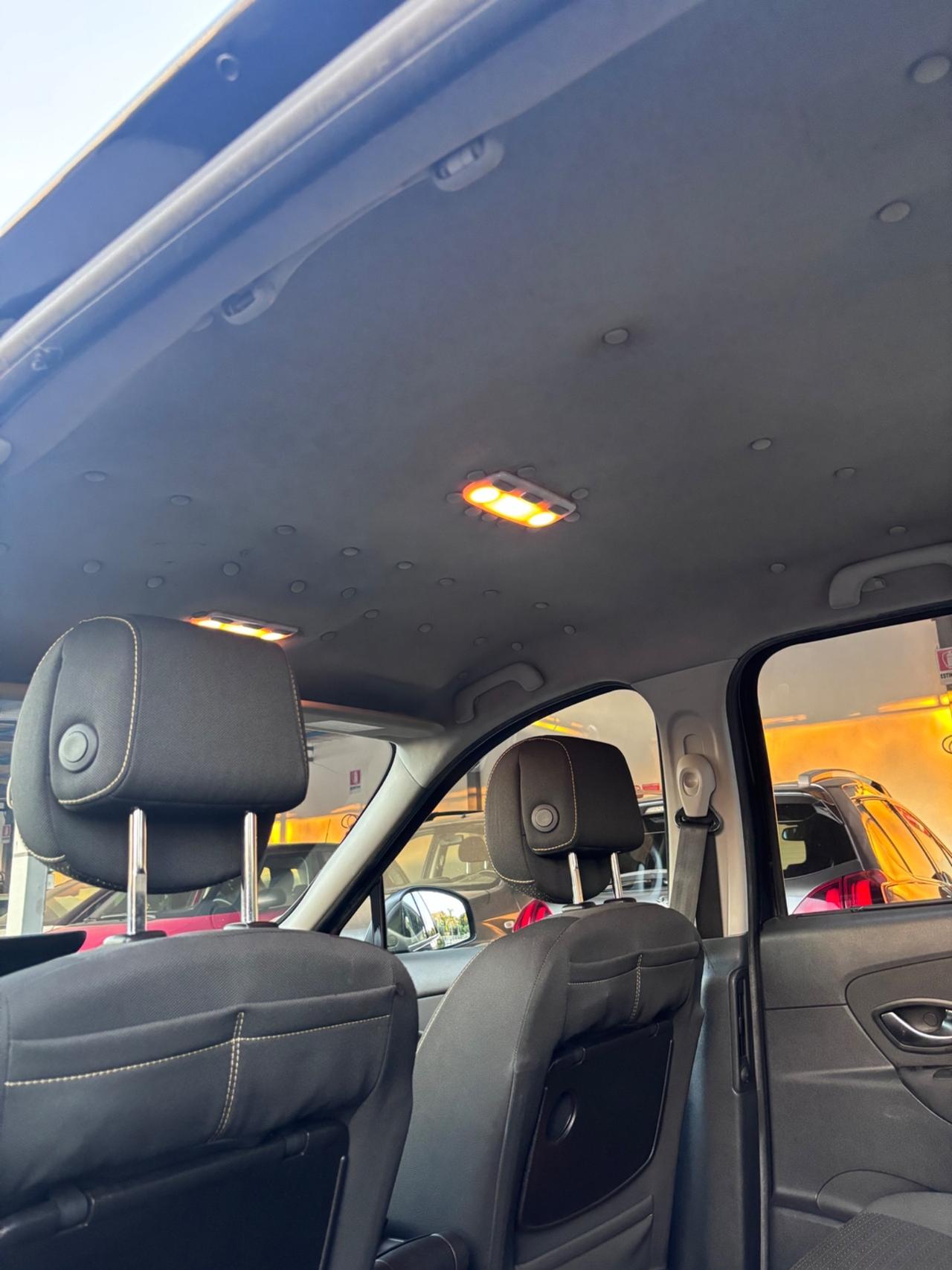 Renault Scenic Scénic X-Mod 1.5 dCi 110CV Dynamique
