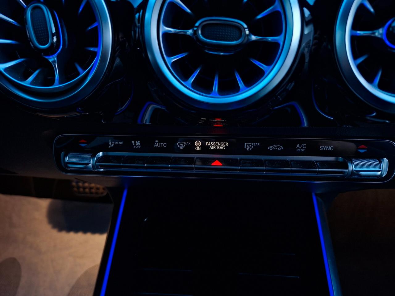 Mercedes GLA 180d Premium *TAGLIANDI MERCEDES*