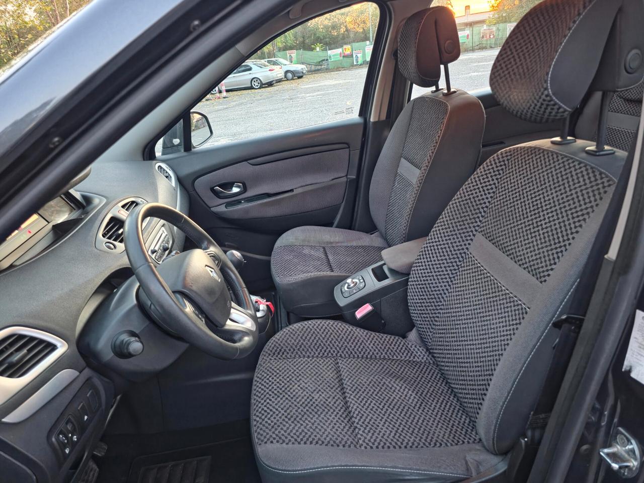 Renault Scenic Scénic X-Mod 1.5 dCi 110CV Luxe E5 Manuale NEO 2011