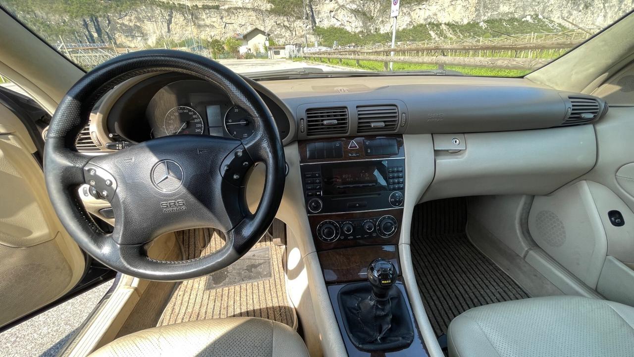 MERCEDES C200CDI SW MANUALE *EXPORT* - 2006