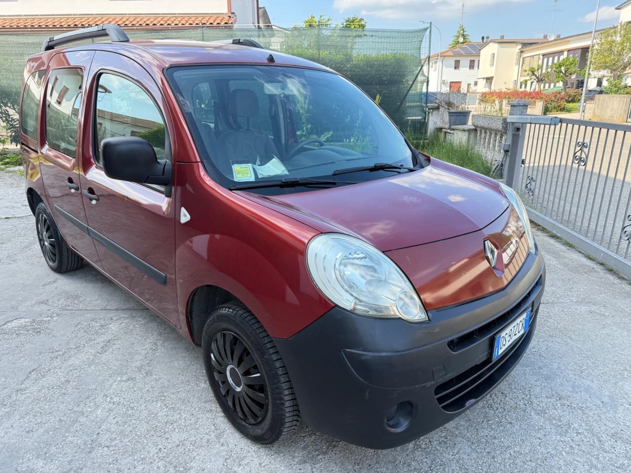 Renault Kangoo 1.5 dCi 85CV 5 POSTI POCHI KM