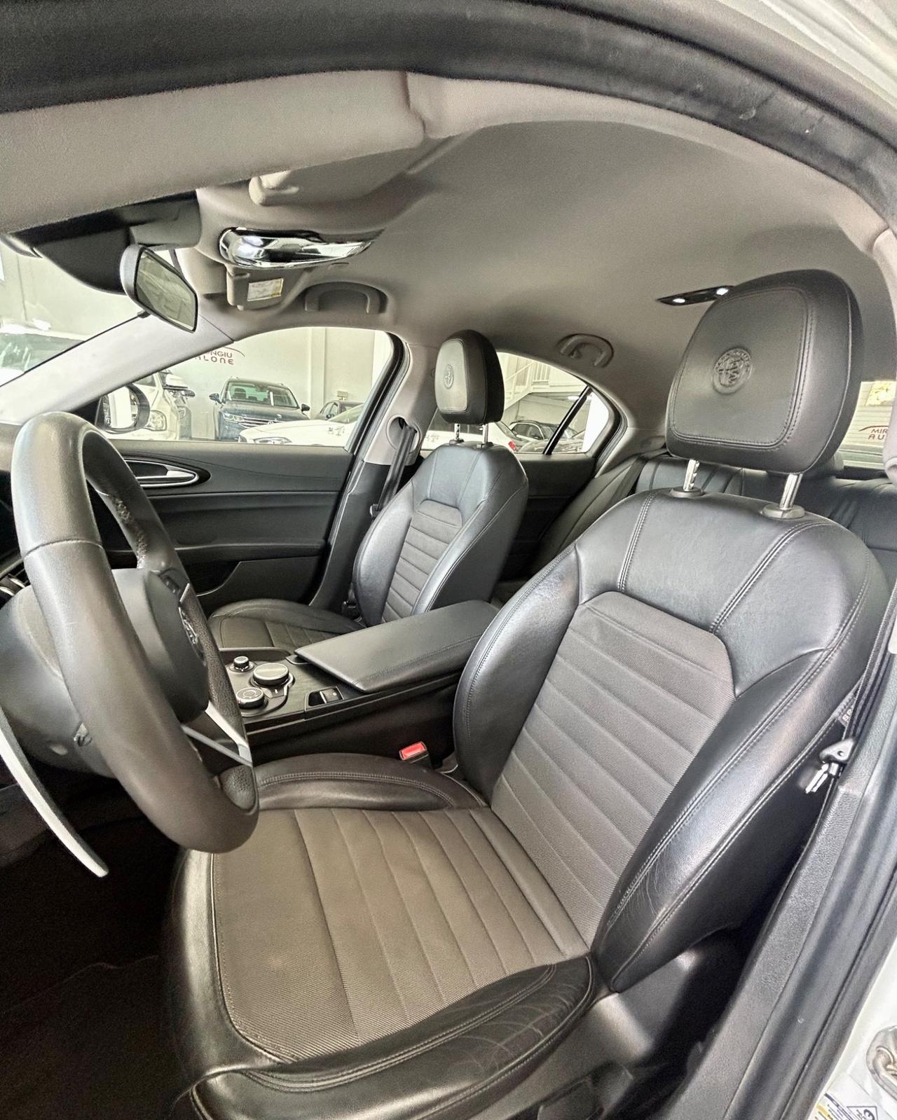 Alfa Romeo Giulia 2.2 180 CV AT8 Super FINANZIABILE