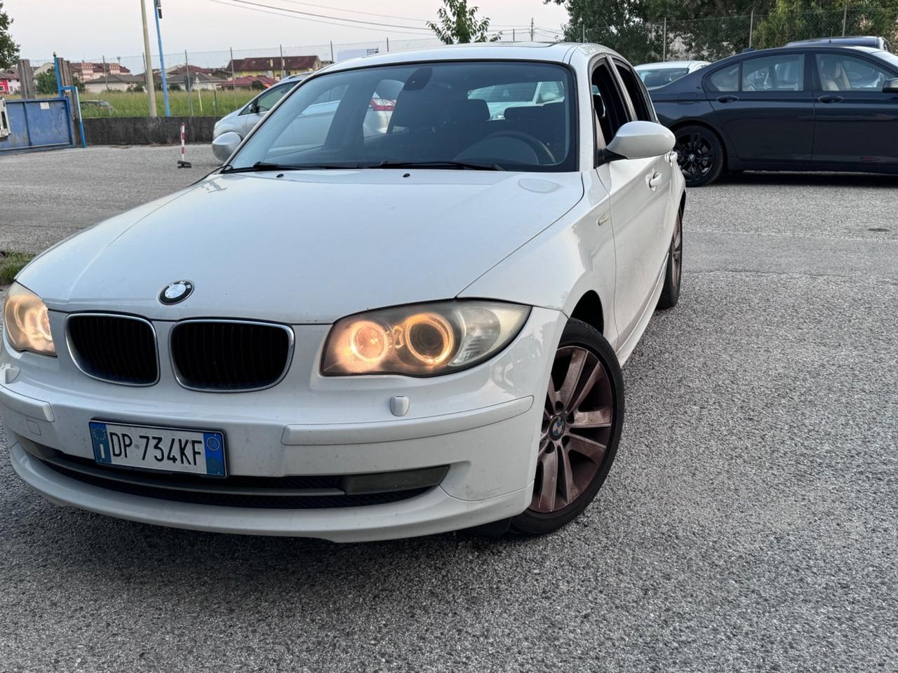 Bmw 116 118i cat 5 porte Futura