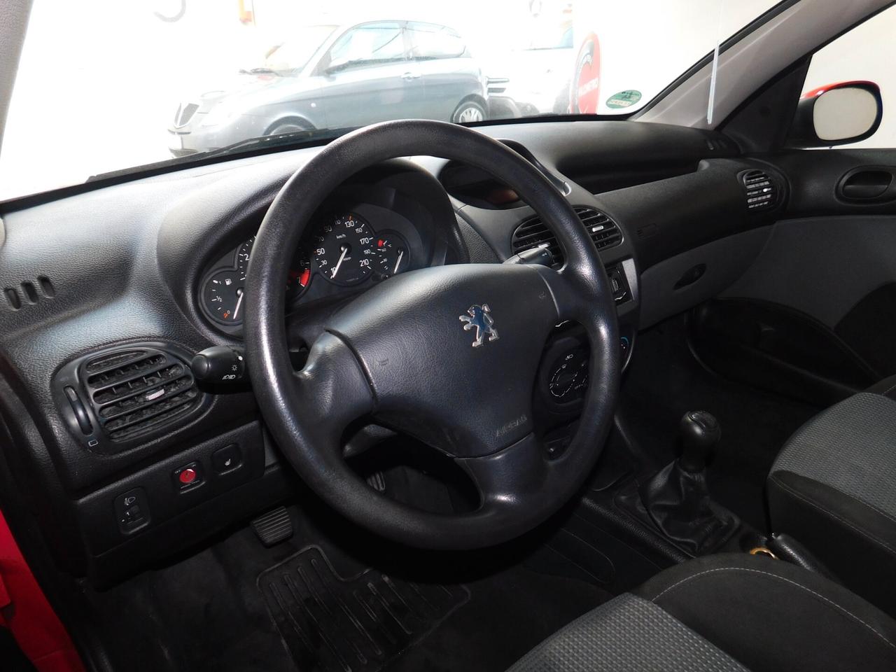 Peugeot 206 1.6 16V CC