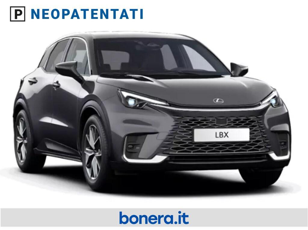 Lexus LBX 1.5 Hybrid Cool 4WD