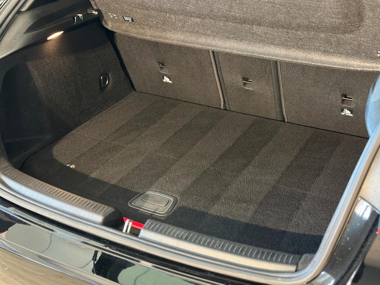 Mercedes-Benz A 250 e PHEV Sport auto