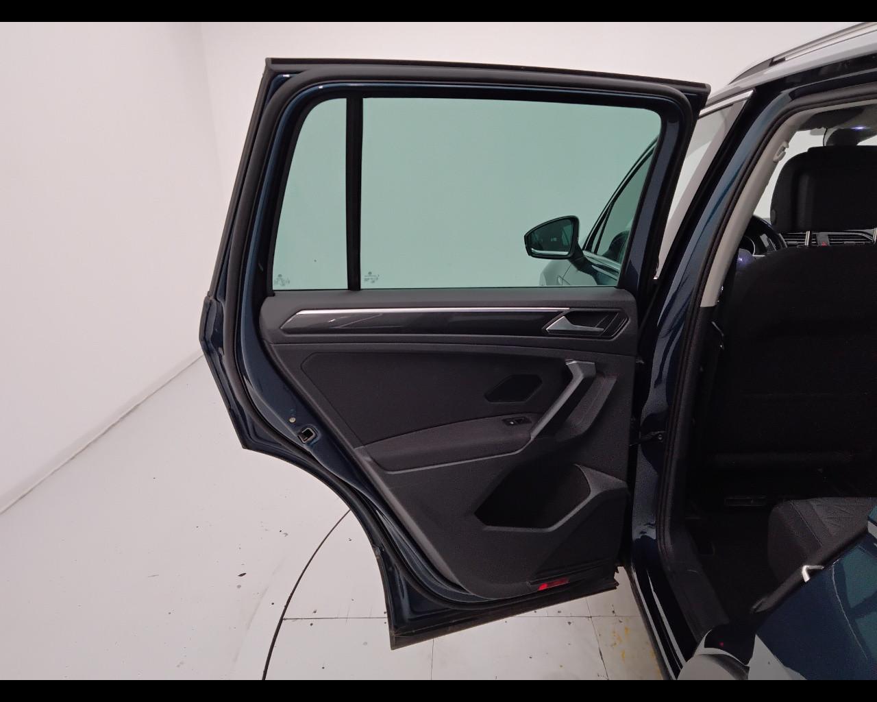 VOLKSWAGEN Tiguan II 2021 - Tiguan 2.0 tdi Life 122cv