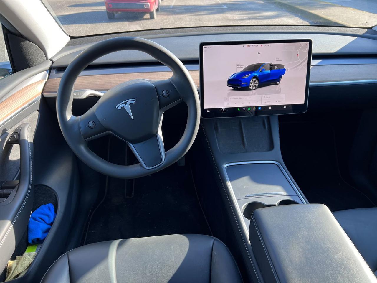 Tesla Model Y Single Motor rwd- cerchi da 20"- autopilot