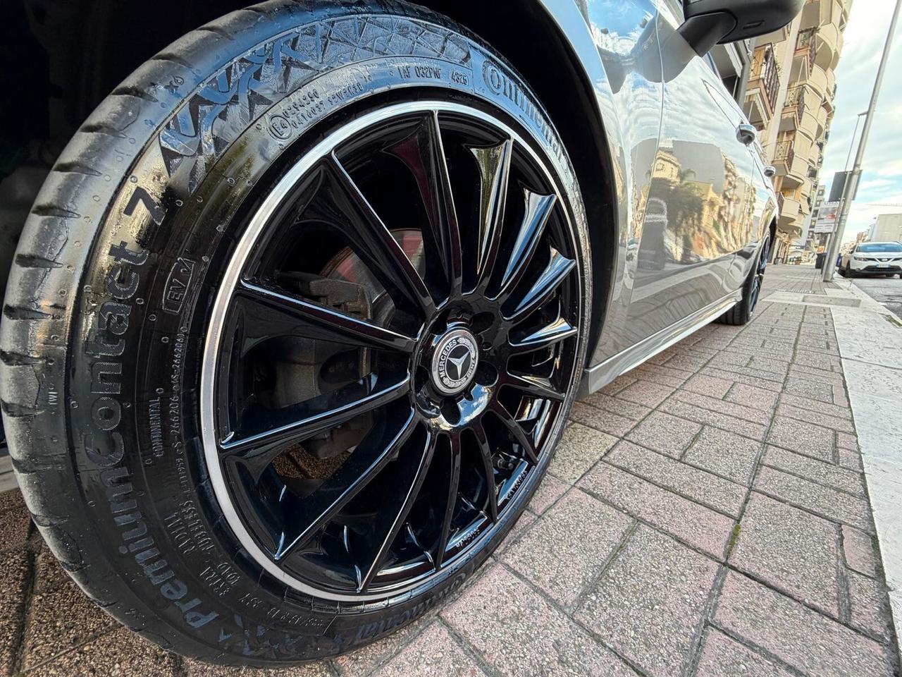 Mercedes-benz A 180d Amg Line