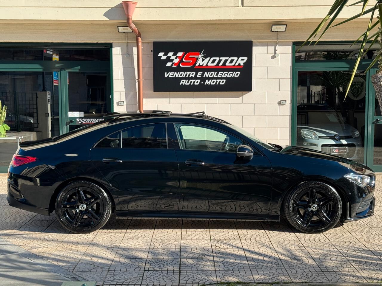 MERCEDES-BENZ CLA COUPE' 200D PREMIUM AMG