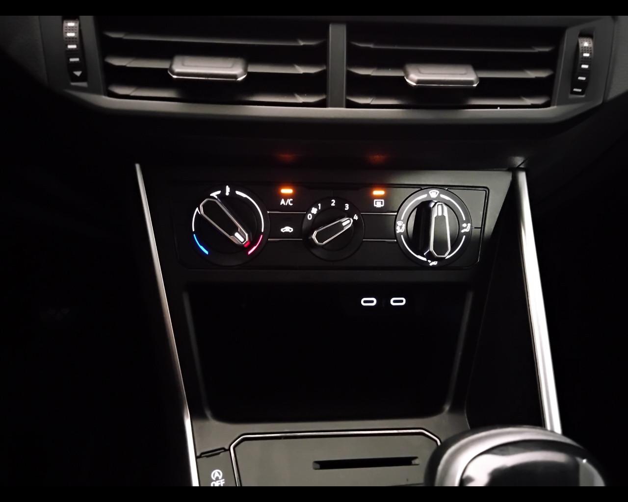 VOLKSWAGEN Polo VI 2022 - Polo 1.0 tsi Life 95cv