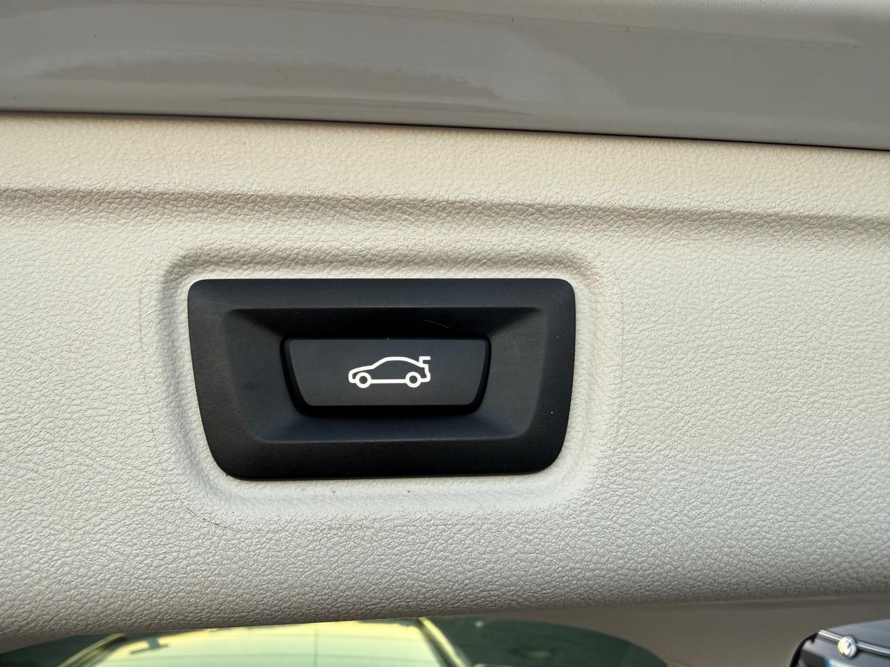 Bmw 318d My23 Automatica Touring Advantage 2.0 150CV