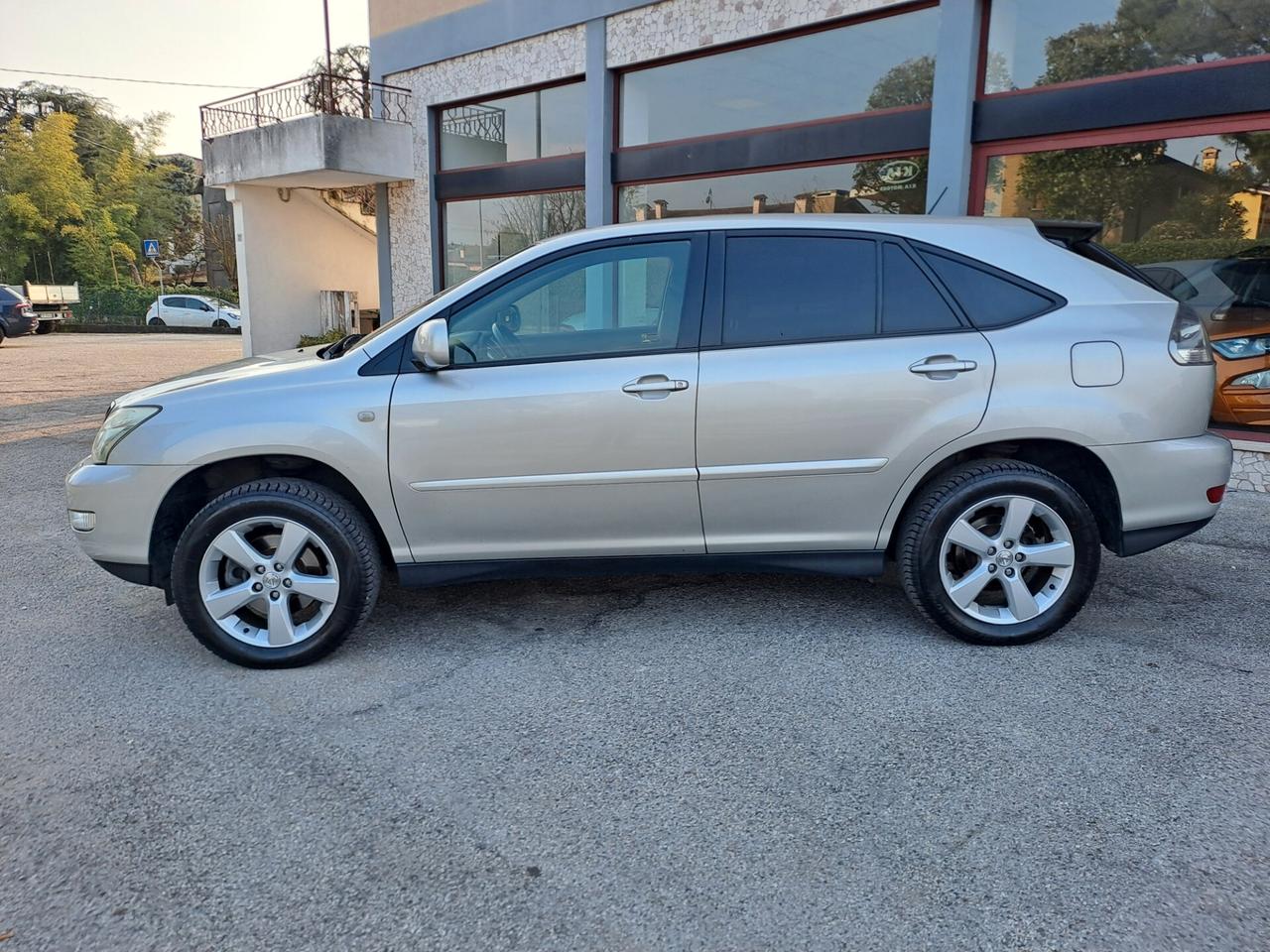 Lexus RX 300 Ambassador