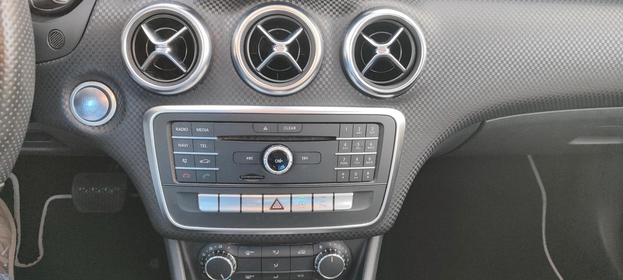 Mercedes-benz A 200 d Automatic Premium