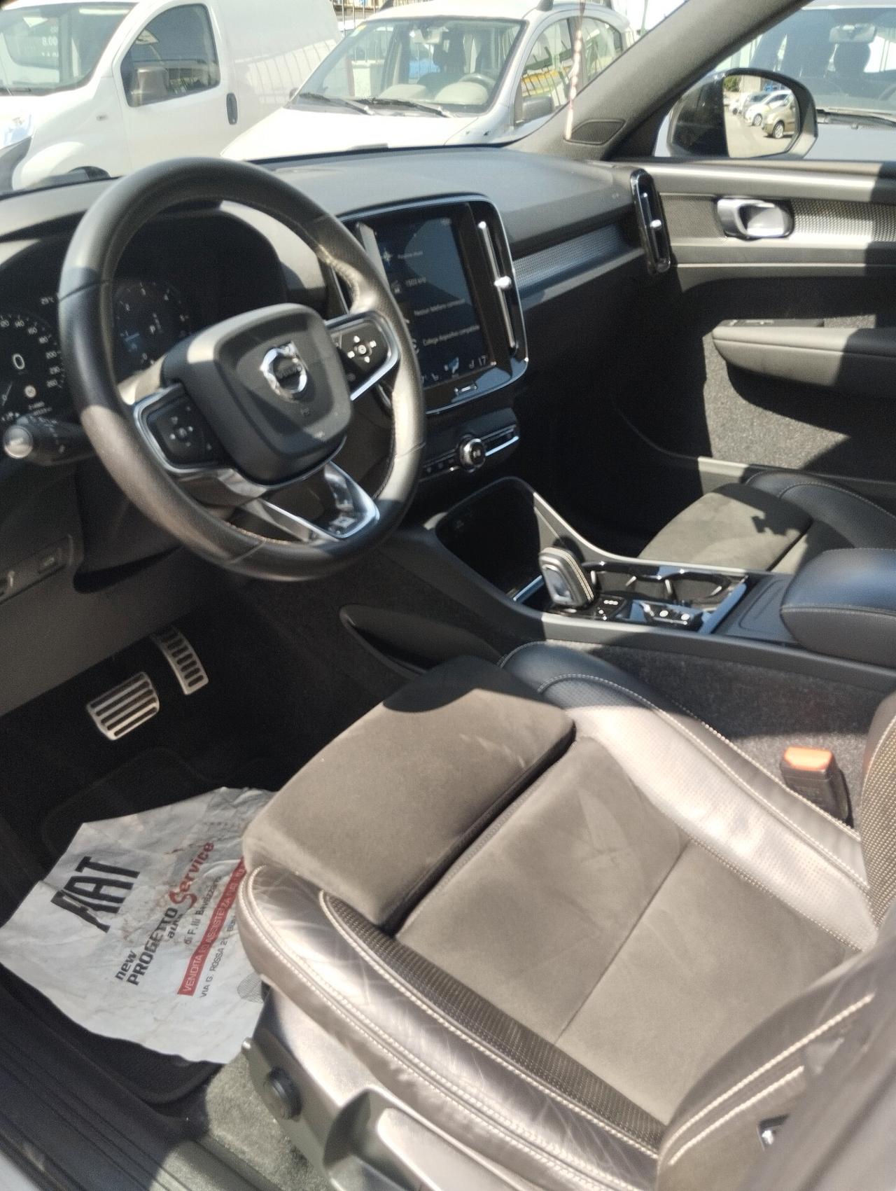 Volvo XC40 D4 AWD Geartronic R-design