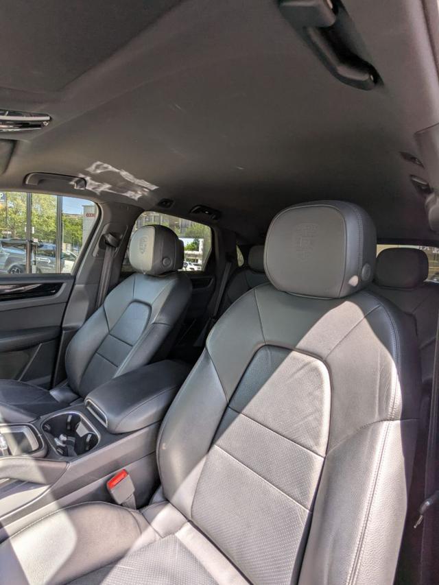 PORSCHE Cayenne 3.0 V6