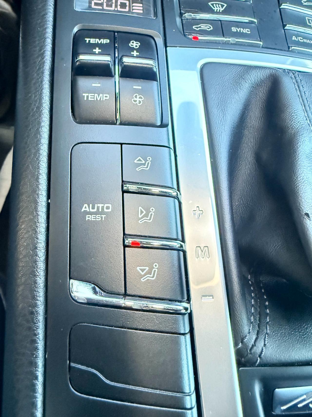 Porsche Macan 2.0 245cv pdk NAVI,TELECAMERA,VIRTUAL COCKPIT,APPLE CARPLAY,FULL LED,PELLEANDROID AUTO,ANTIFURTO