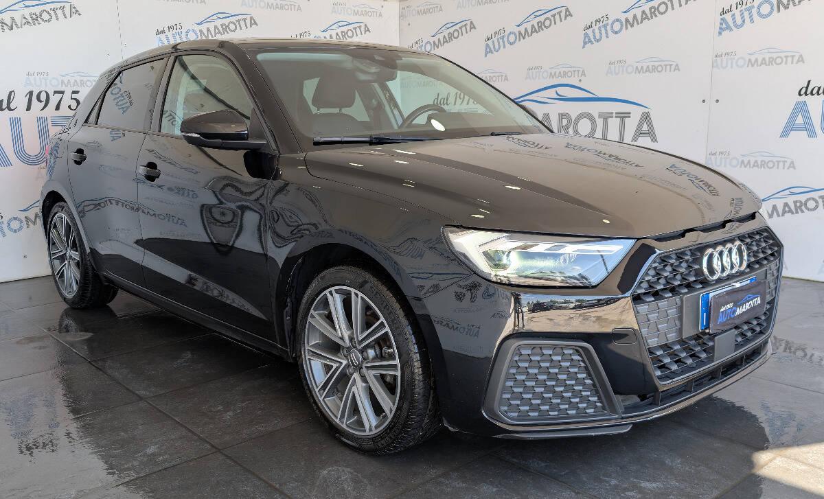 Audi A1 A1 Sportback 25 1.0 Tfsi IDENTITY BLACK