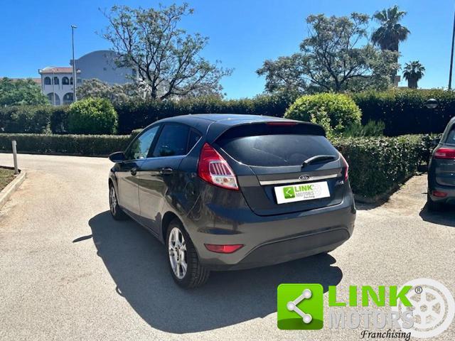FORD Fiesta Titanium