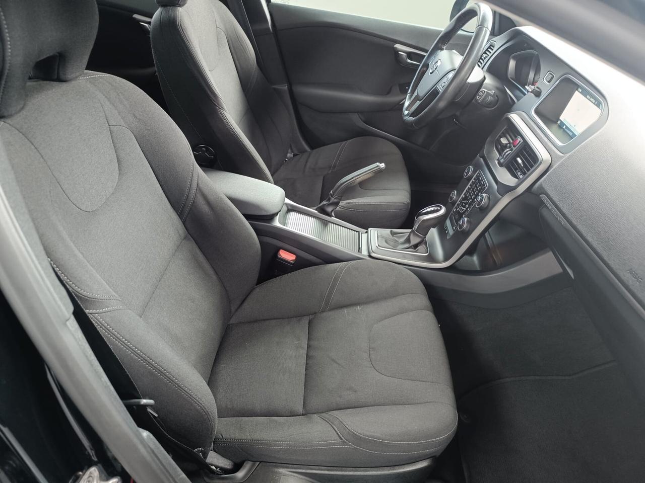 Volvo V40 Cross Country D2 Geartronic Momentum