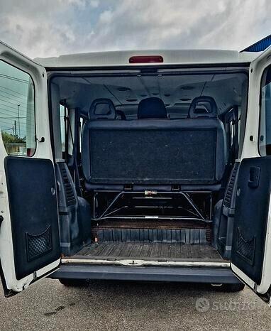 Fiat Ducato 33 2.3 MJT con gancio traino 9 posti