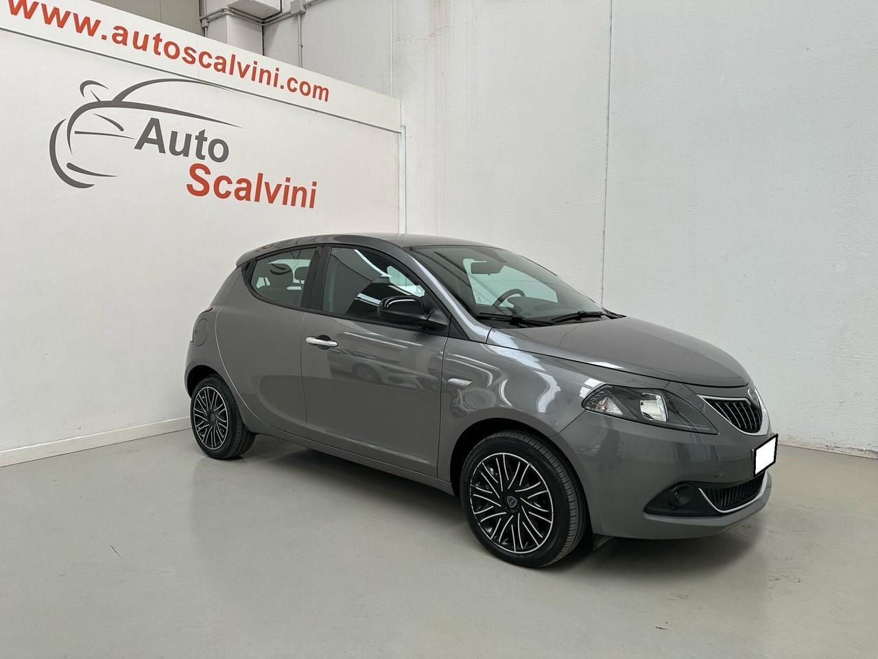 Lancia Ypsilon 1.0 FireFly 5 porte S&S Hybryd Gold