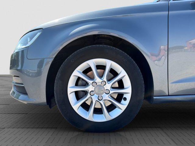 AUDI A3 A3 1.6 TDI Young