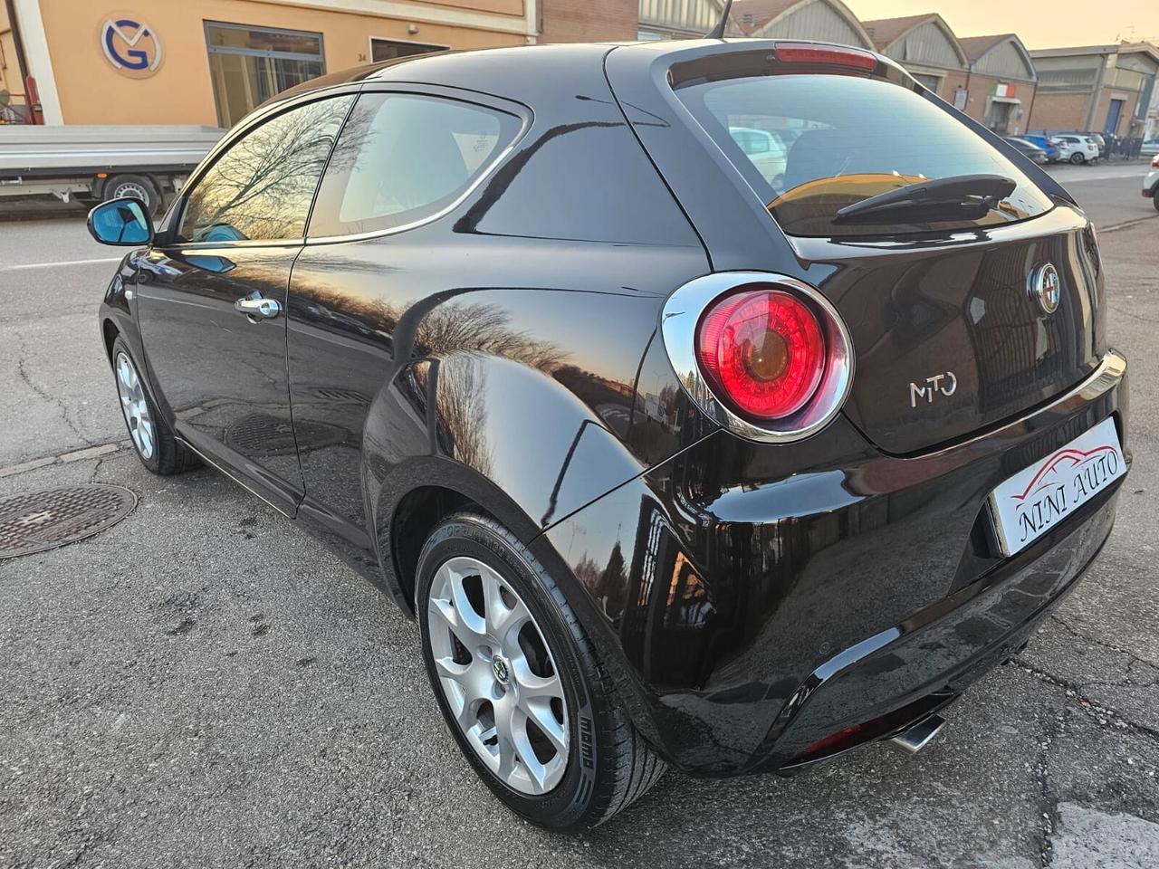 Alfa Romeo MiTo 1.4 105cv Distinctive *Neopatentati*