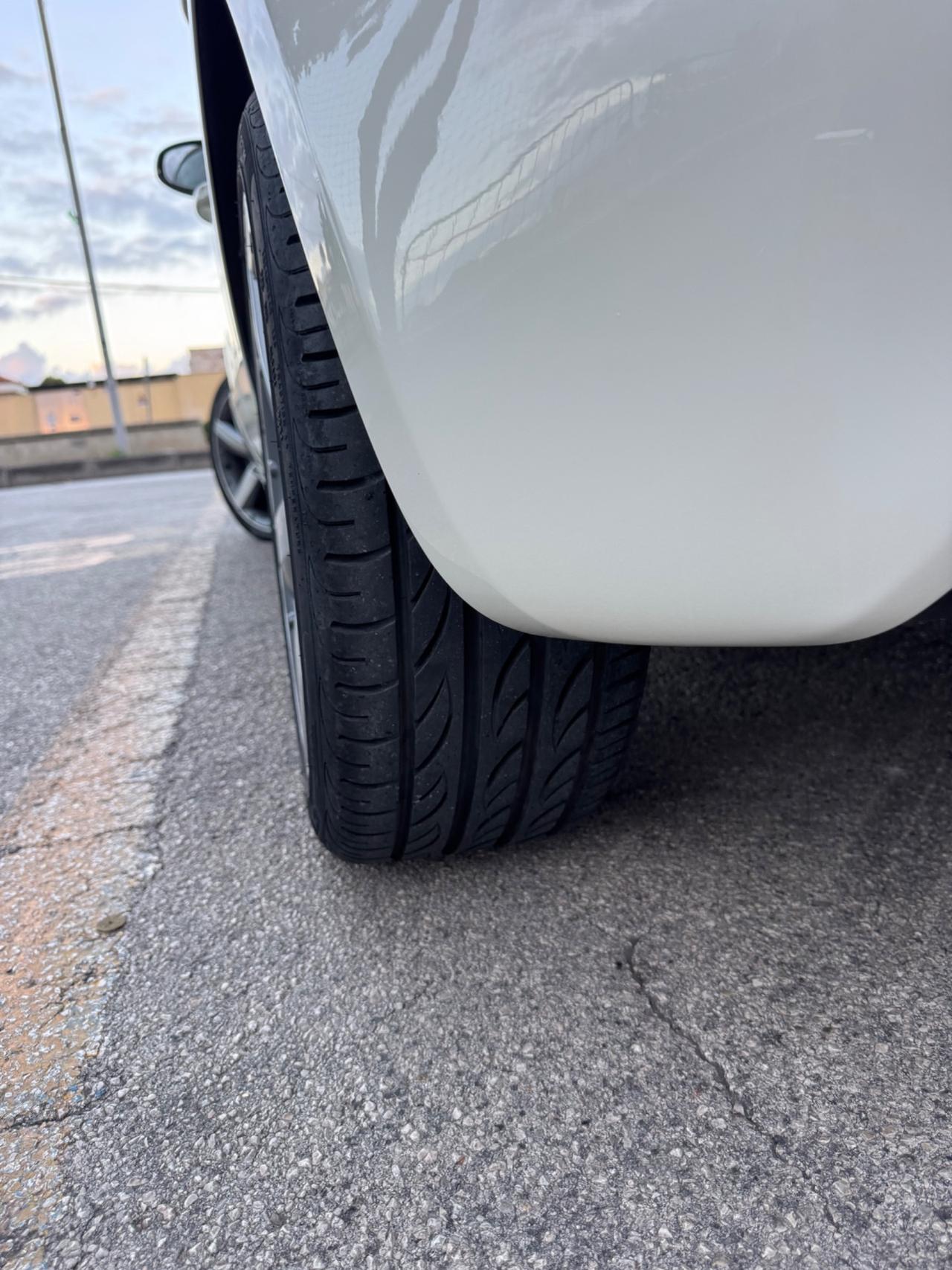 Audi A1 SPB 1.6 TDI CAMBIO AUTOMATICO/UNICOPROPRIETARIO