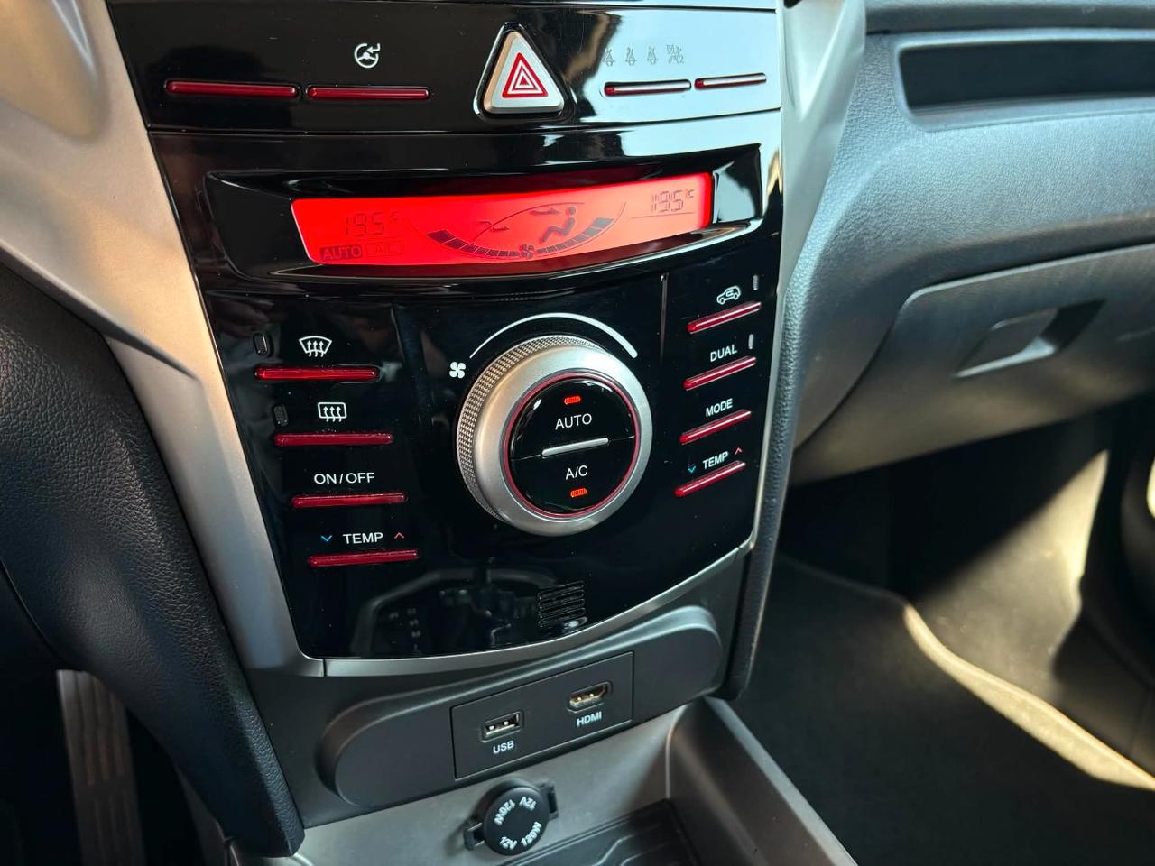 SsangYong Tivoli 1.6 EXCLUSIVE 2WD AUTO