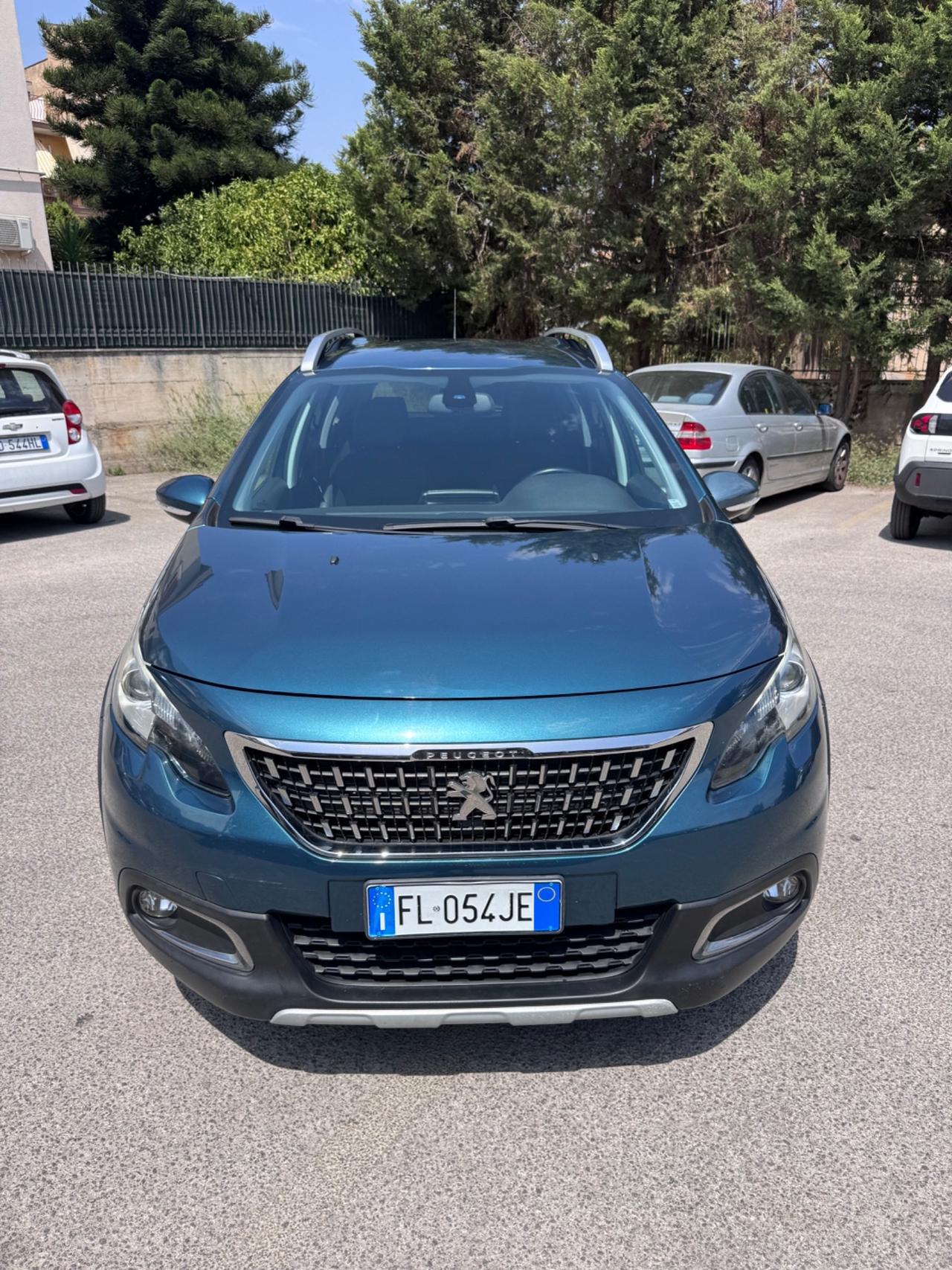 Peugeot 2008 BlueHDi 100 Allure