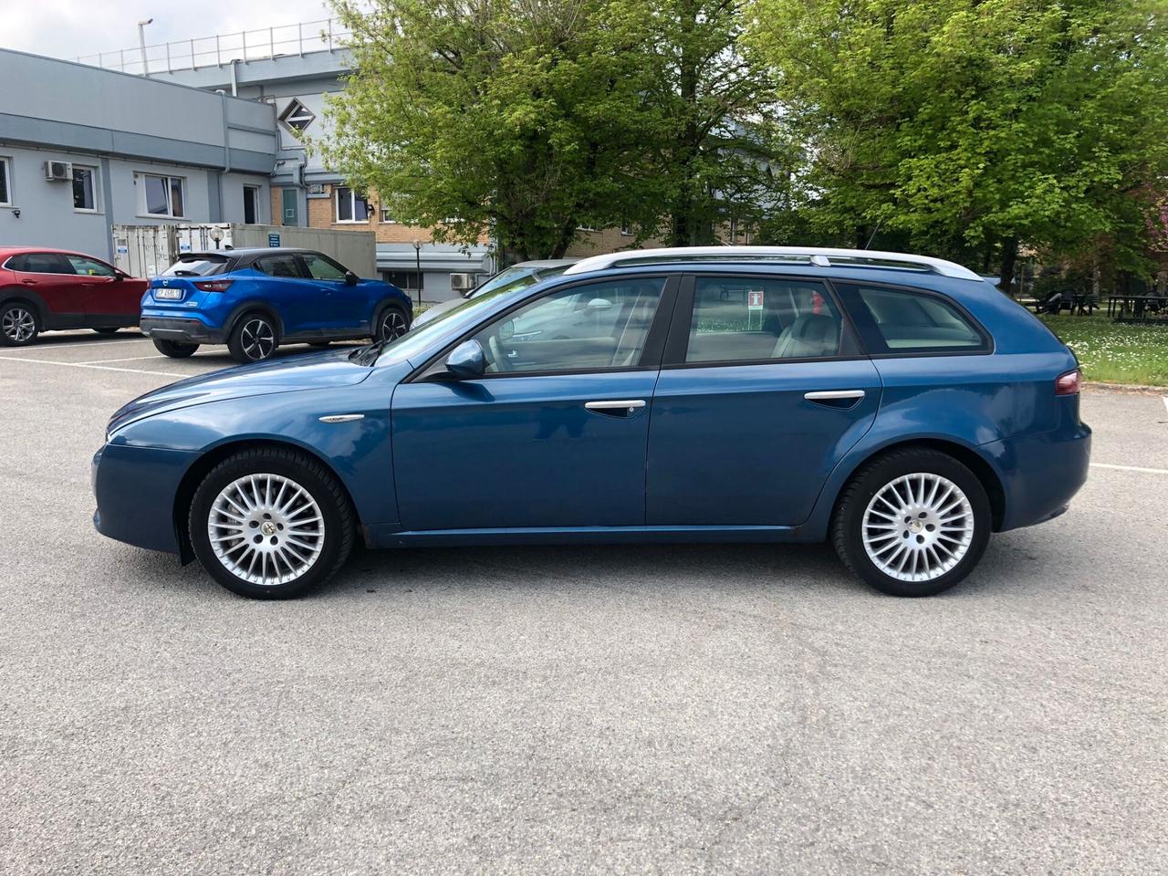 Alfa Romeo 159 2.4 JTDm 200 CV Sportwagon Distinctive Q-Tronic