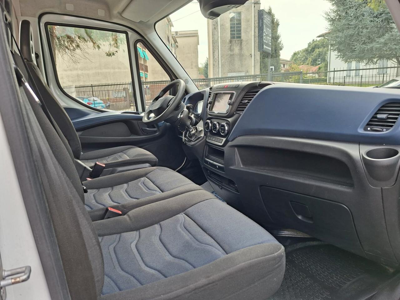 Iveco Daily 35C14 2.3MTJ PM-TA-DC 6posti MIXTO AUTOMATICO