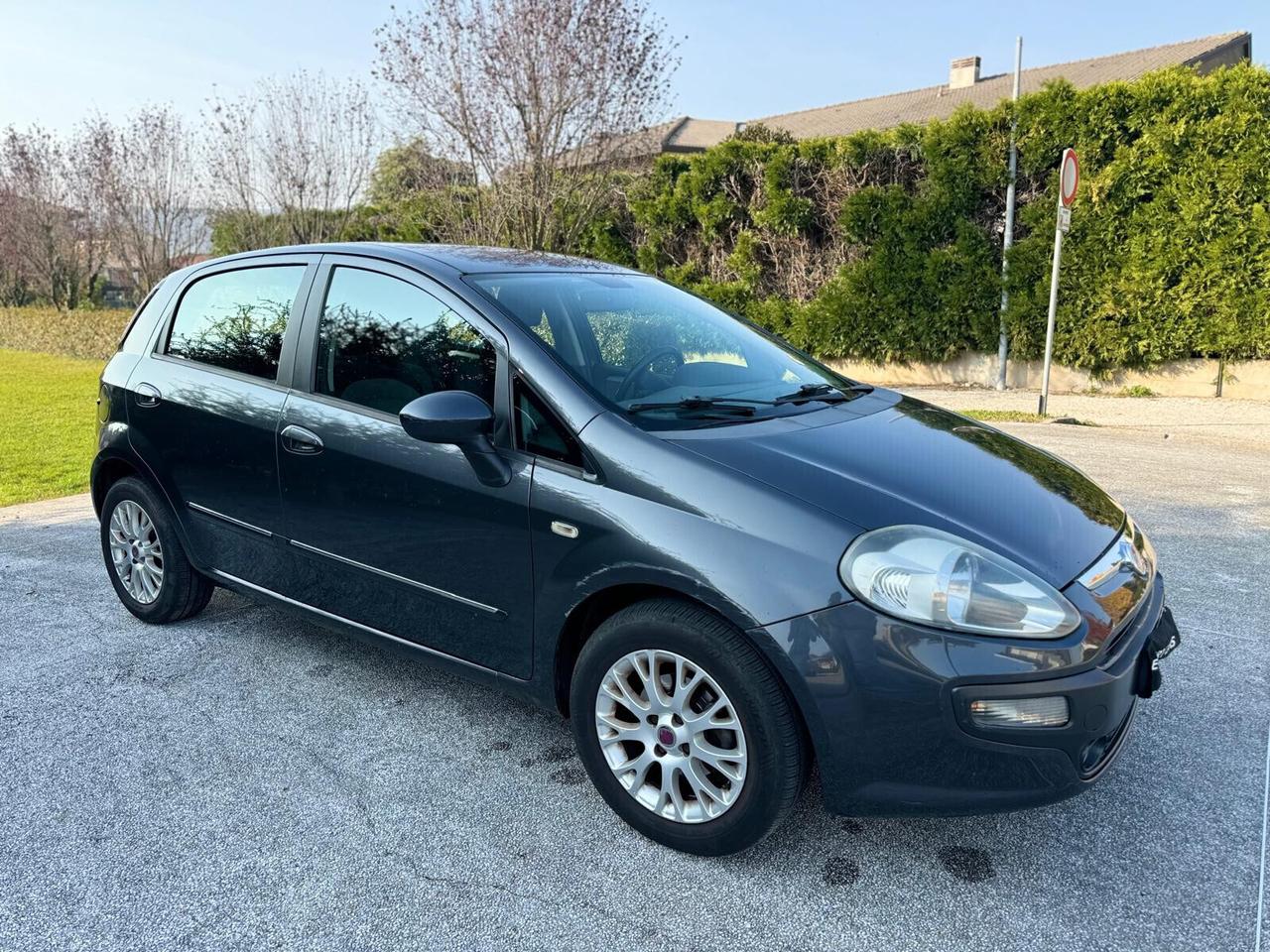 FIAT Punto Evo 1.3 Multijet 75 CV 5 Porte Dynamic – Adatta a Neopatentati