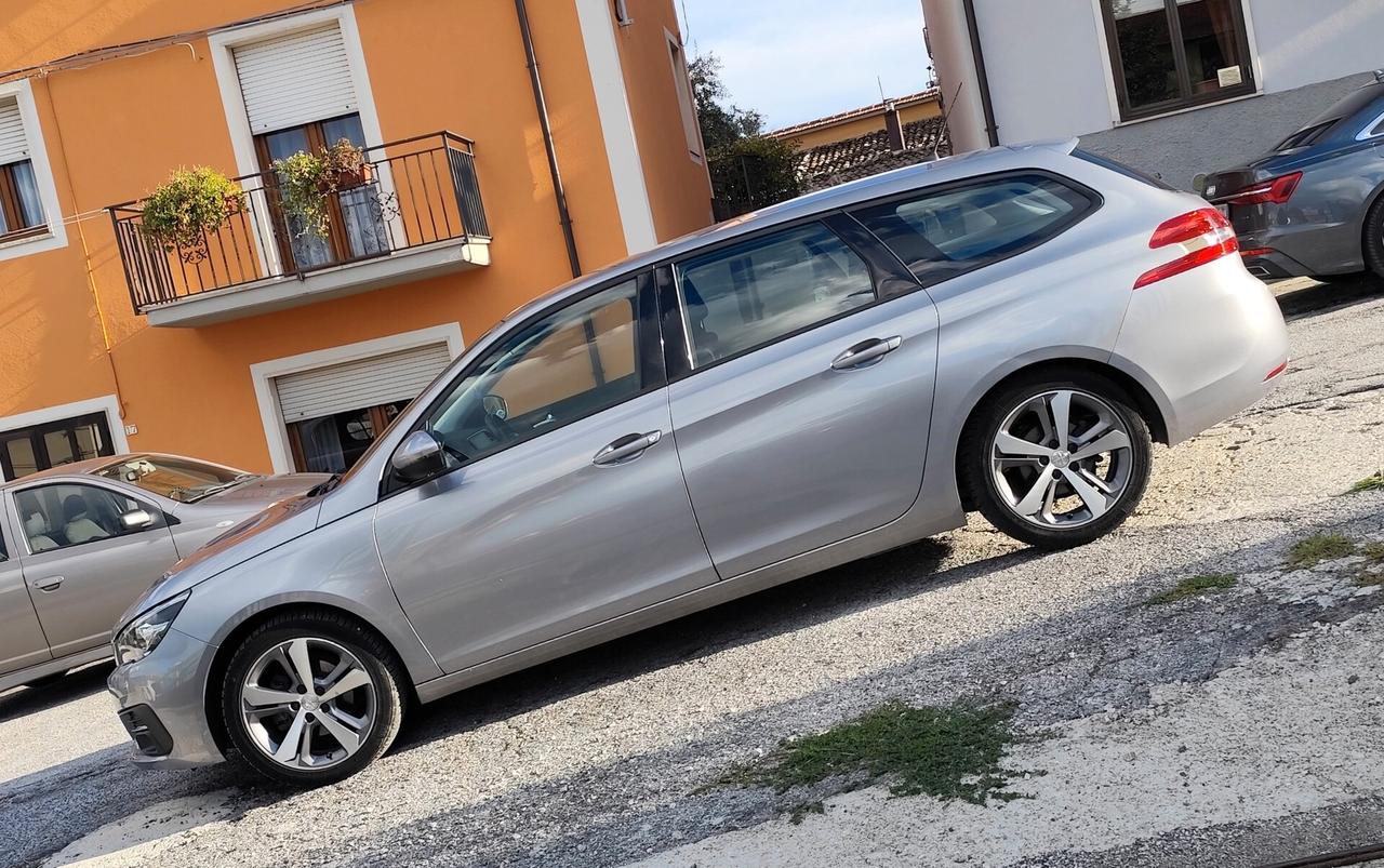 Peugeot 308 BlueHDi 130 S&S EAT8 SW Allure-Precisa in tutto!!