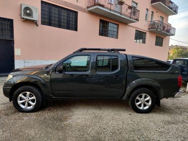 Nissan Navara 2.5 dCi 4p Double Cab LE