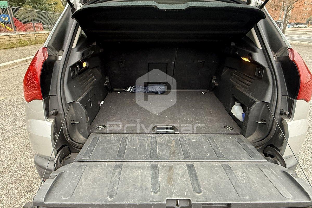 PEUGEOT 3008 1.6 e-HDi 115CV cambio robotizzato Stop&Start Active