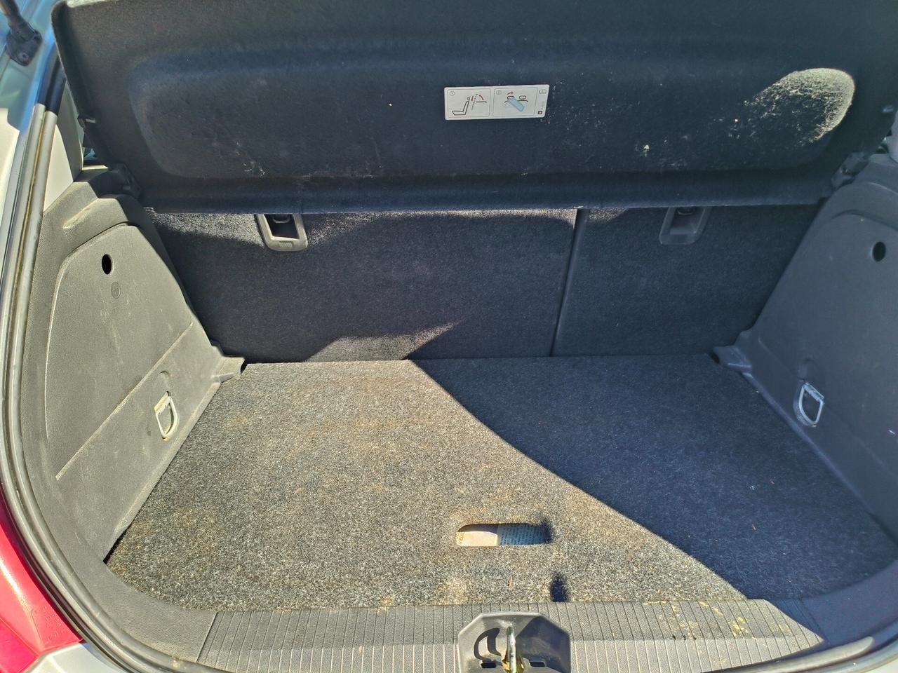 Opel Corsa 1.2 3 porte Enjoy