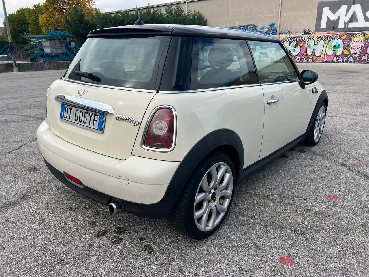 Mini 1.6 16V Cooper D Chili