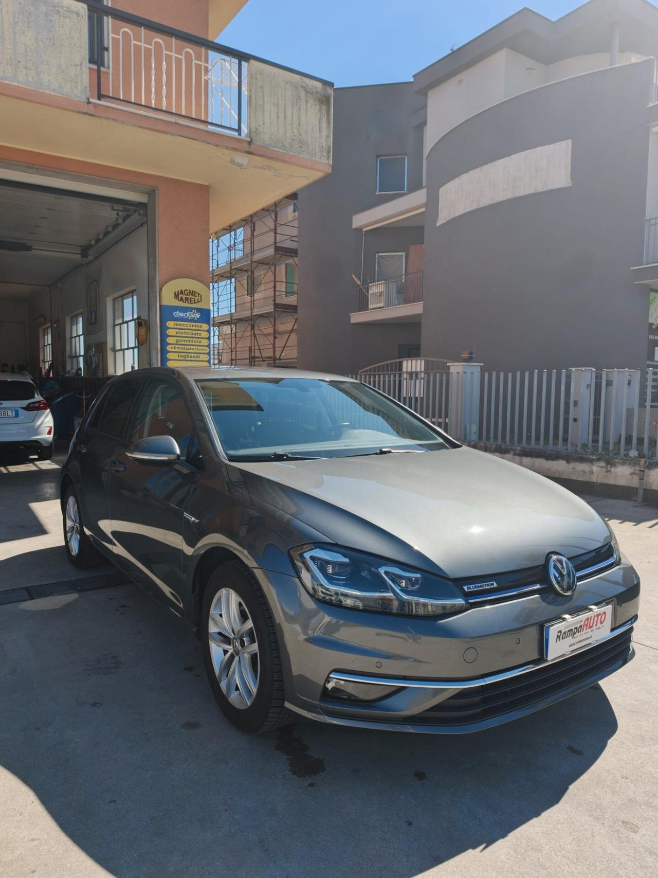 Volkswagen Golf 1.4 TGI DSG 5p. Executive BlueMotion